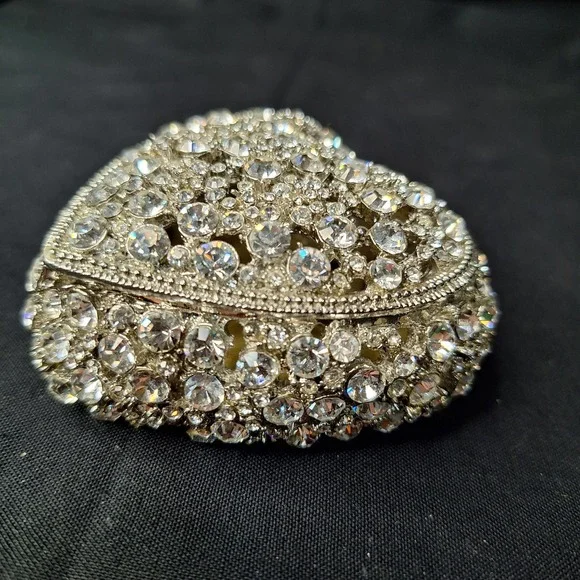 Olivia Riegel Heart Crystal Trinket Box Silver Tone Swarovski Keepsake Jewelry - Picture 2 of 10